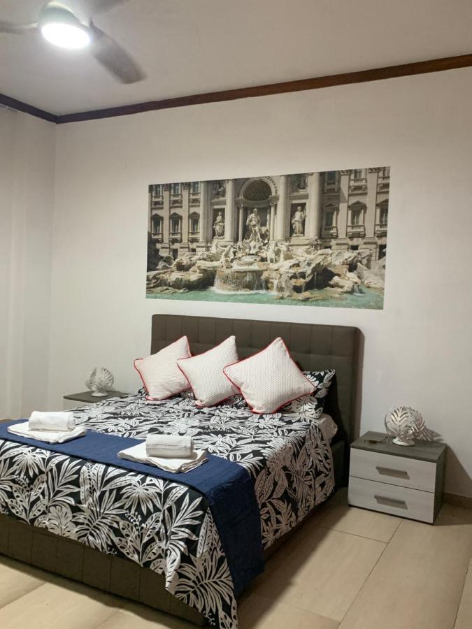 Bella Roma - Ee Hotel Luaran gambar