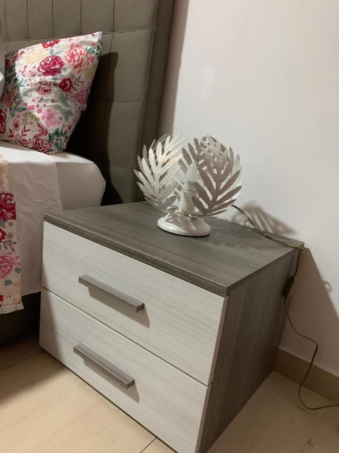 Bella Roma - Ee Hotel Luaran gambar
