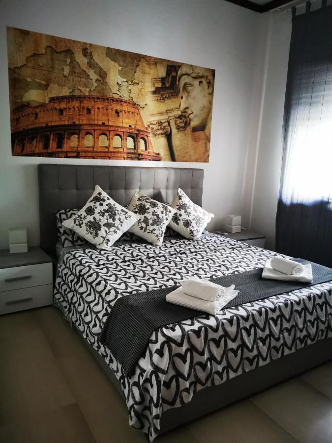 Bella Roma - Ee Hotel Luaran gambar