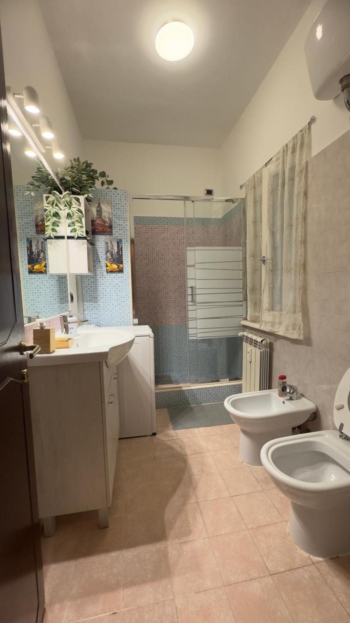 Bella Roma - Ee Hotel Luaran gambar