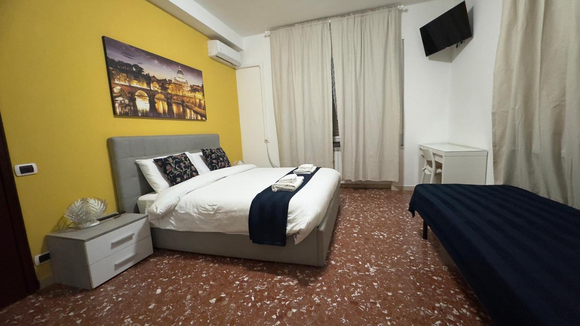 Bella Roma - Ee Hotel Luaran gambar